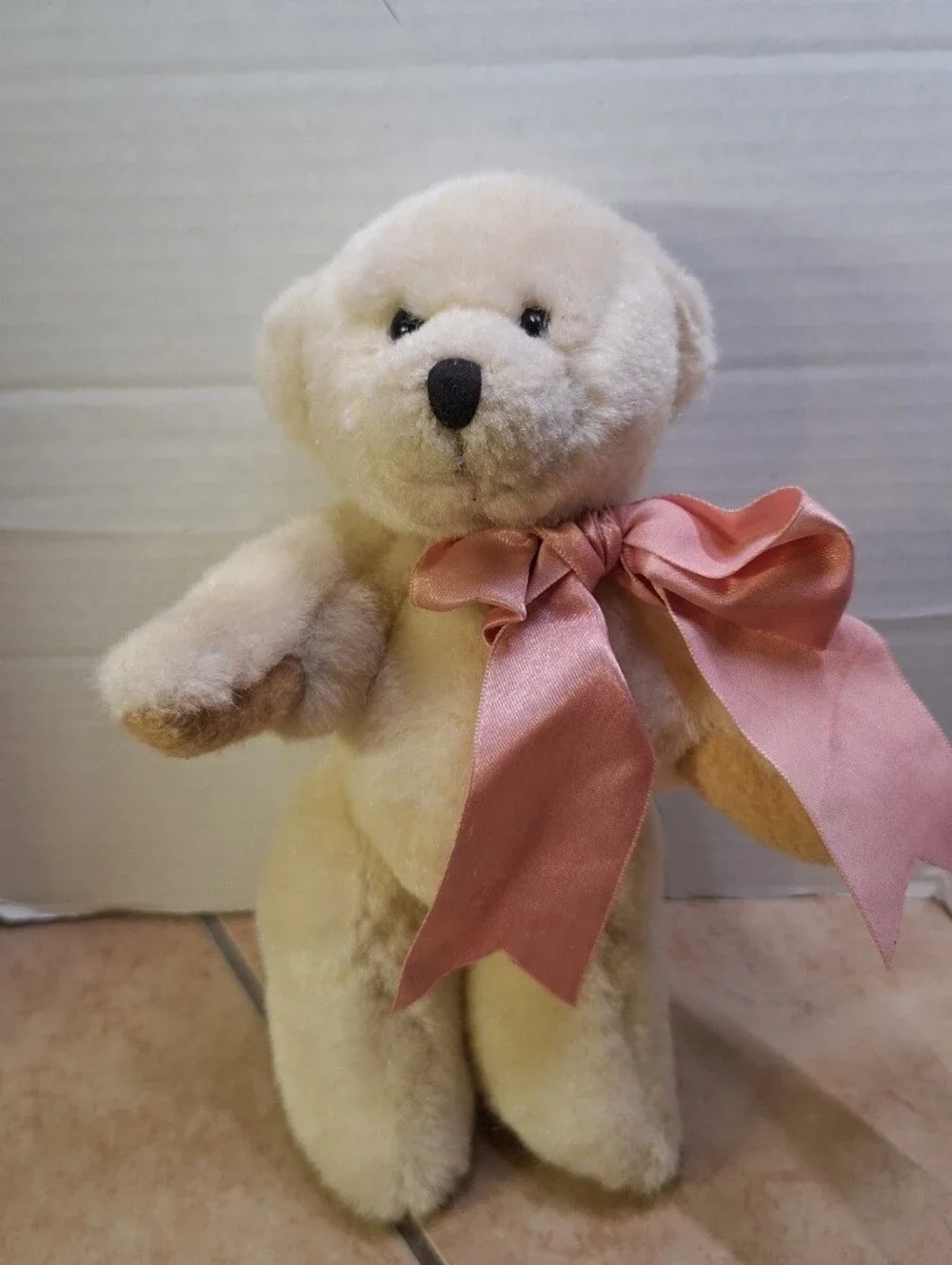 Annette Funicello Collectible Bear Co Cream Jointed Bear 8